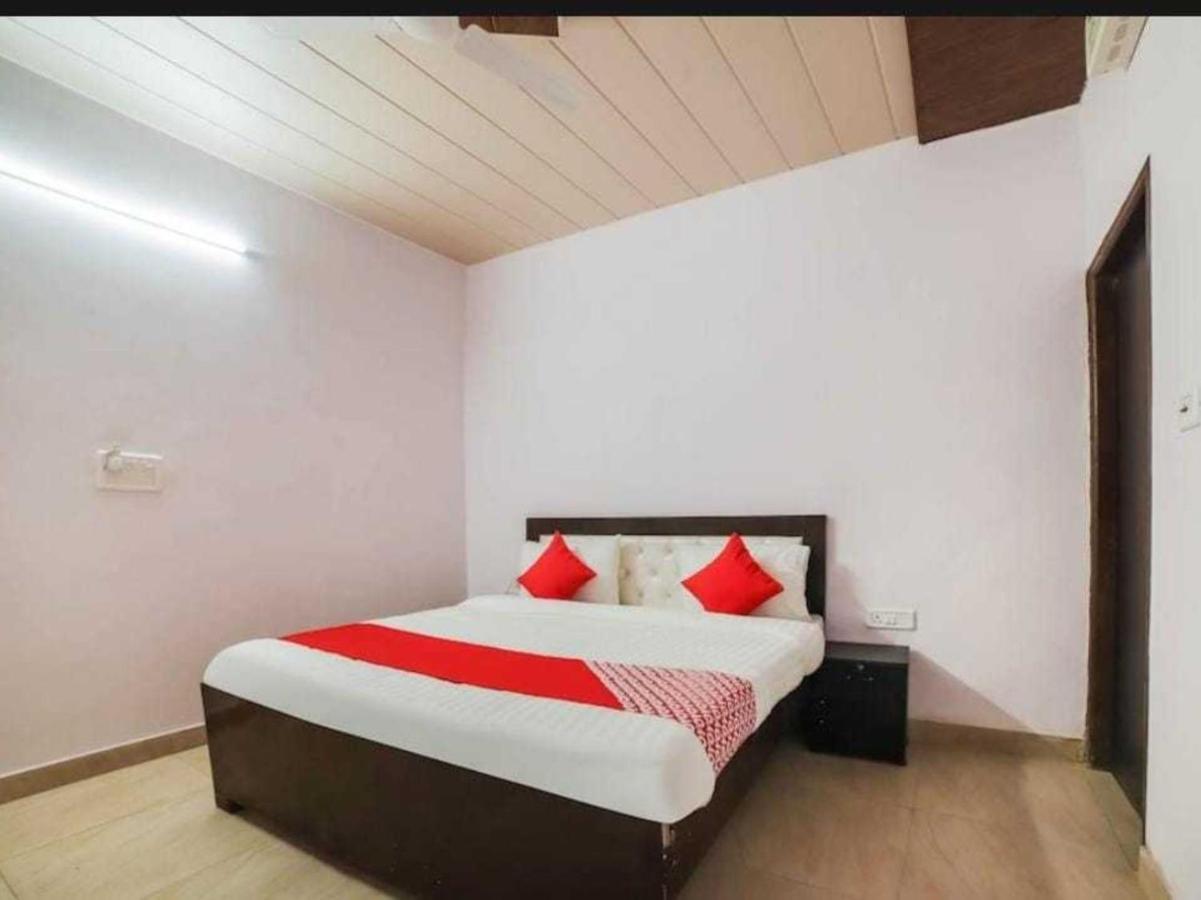 Hotel O Kl Khari Near Ashoka Park Mein Metro